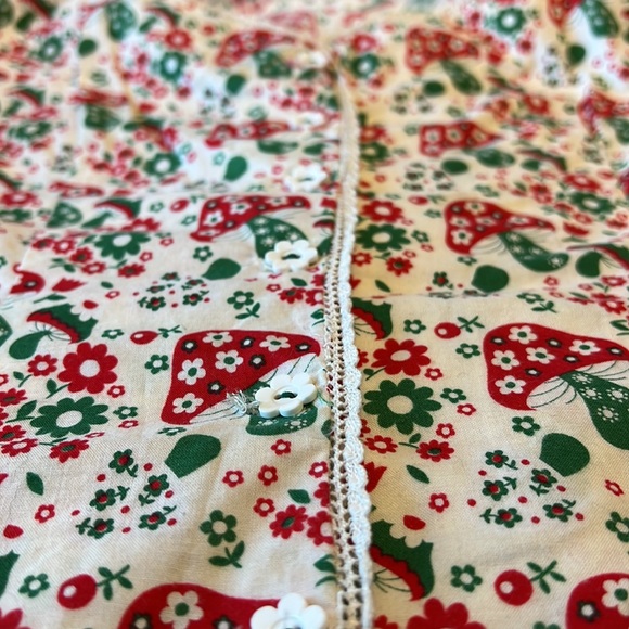 Handmade Cotton Mushroom top Size Large - Picture 4 of 15